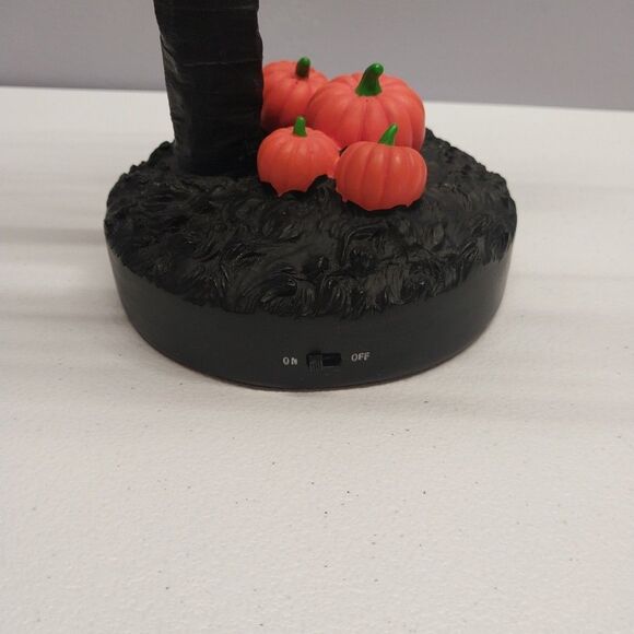 Hallmark Lighted Halloween Tree 5 Hanging Glass Ghost Ornaments Pumpkin Base - Picture 8 of 12